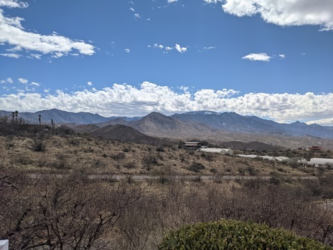 Robin @robinnnnn cover picture