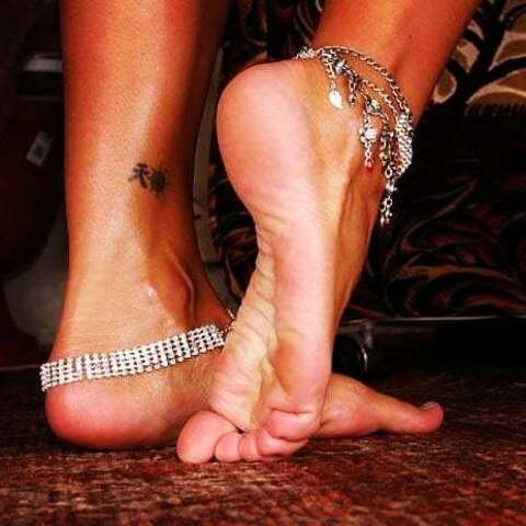 Piedi e altro @roxana.19 cover picture