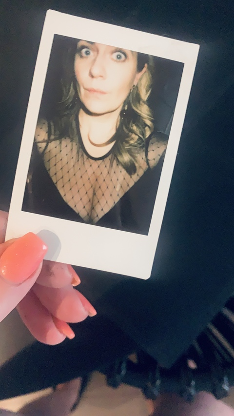 Sadie @sadie_lee cover picture