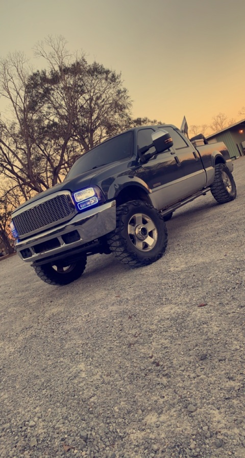 Sam Jones @sam.jones cover picture