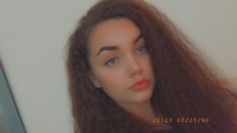 scarlett @scarlett10 cover picture