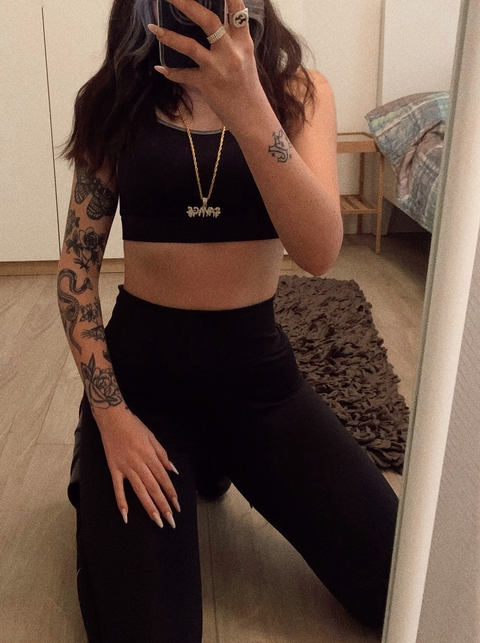 Francesca @skandiii cover picture