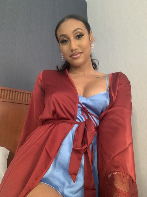 Slique @slique cover picture