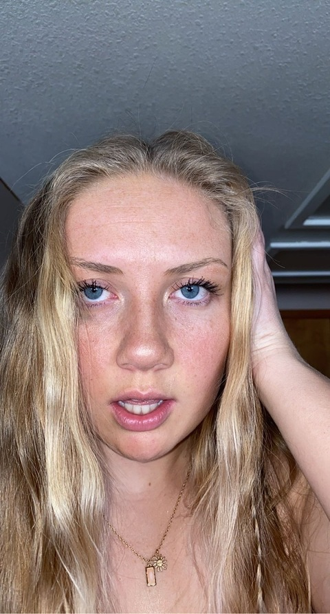 Megan @smegma10 cover picture