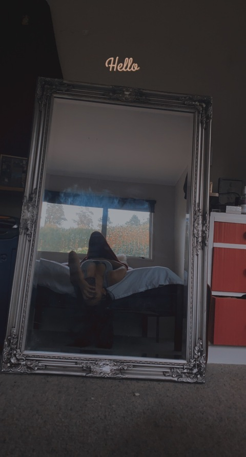 Leah Jay @sneaky_leee cover picture