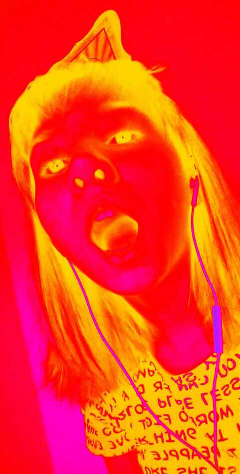 Perséfone @softsefone cover picture