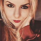 sophieviolet Profile Picture