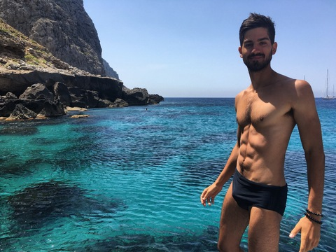 Stef A @stefa cover picture