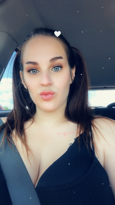 Kat Marx @submissivekat cover picture