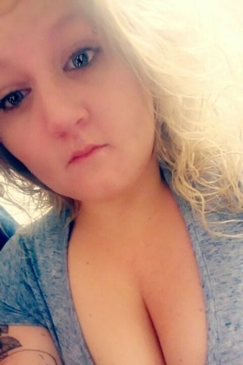 Terra @tattedblondieee cover picture