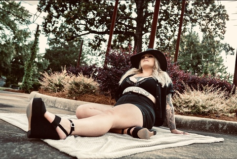 Tattedprincess @tattedprincess cover picture