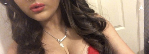 taylor rae @taylor_rae cover picture