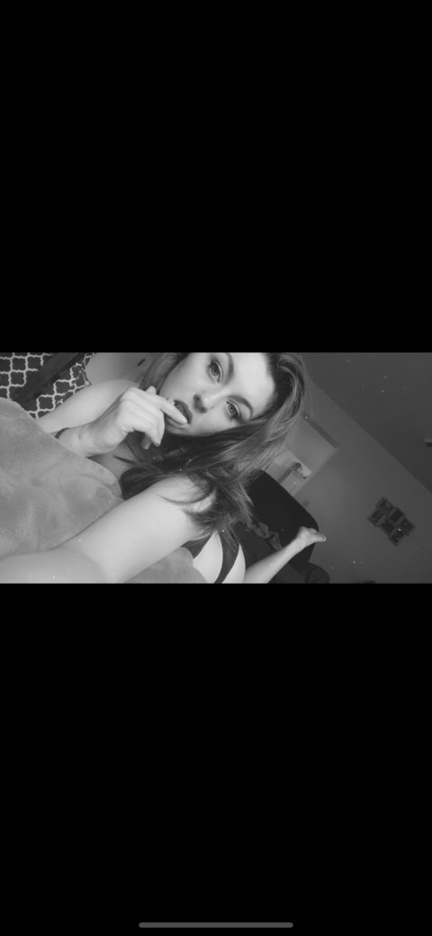 Taylor @taylove2022 cover picture