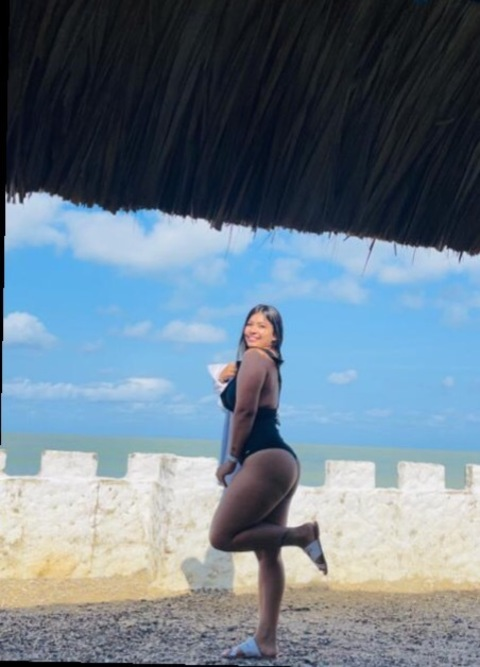 Tania 😈 @tcos22 cover picture