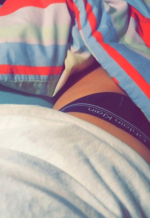 That girl @that_girl22 cover picture