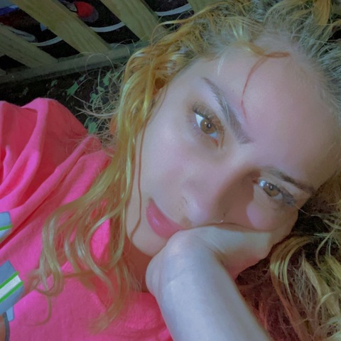 Jessica @theonly1jess cover picture