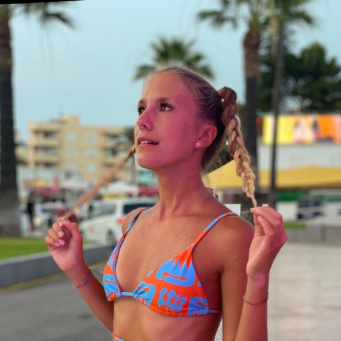 francesca pedretti @thepedrettiss cover picture