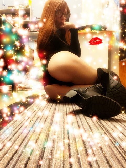 Tiina @tiinakaroliina cover picture