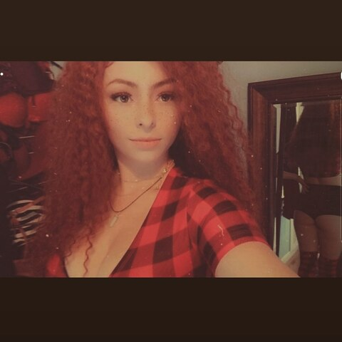 Sarah Phillips @toxic_cherub99 cover picture