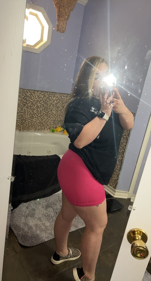 Queen T👑 @trstrohl4 cover picture