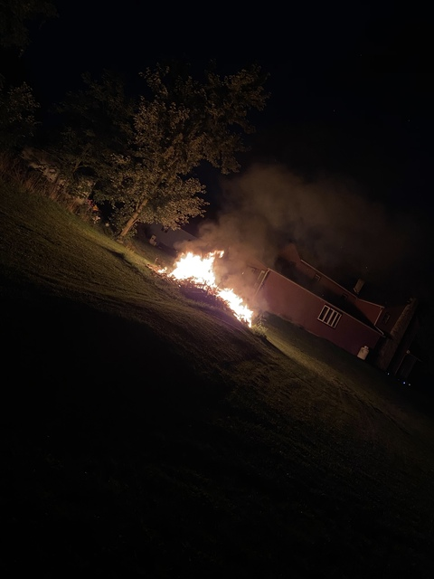 Tëë @trvprap cover picture