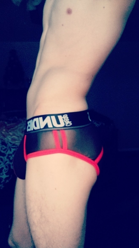 M. @u10894099 cover picture