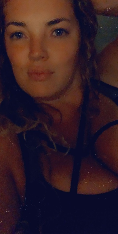 Elise26 @u143933450 cover picture