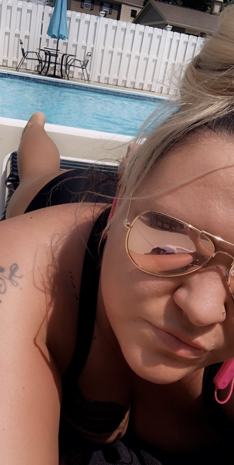 Tiffany @u153625310 cover picture