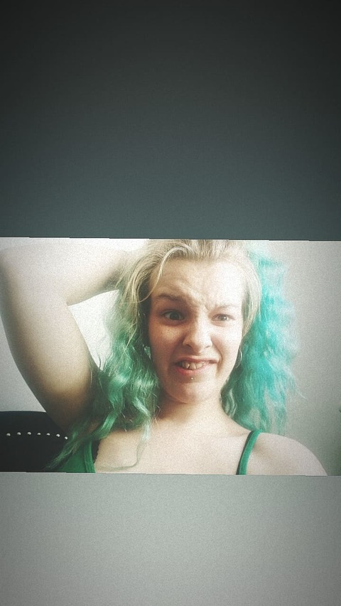 Titay Tatar @u154618430 cover picture