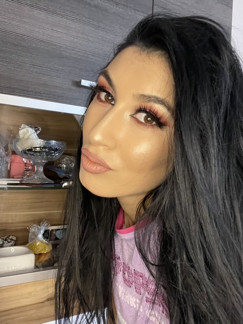 hippy Queen 🔞 @u171955641 cover picture