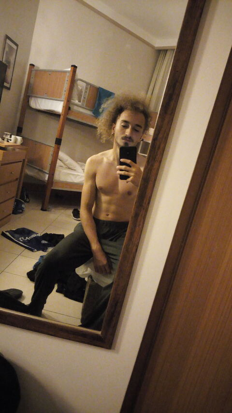 Burock @u179167141 cover picture