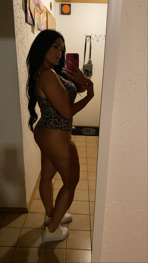 Babsibooty @u181215063 cover picture