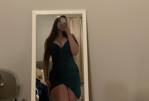 veronica @u182839494 cover picture