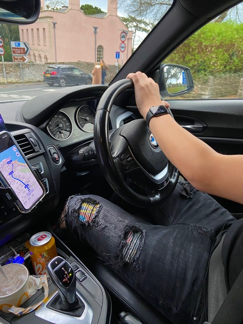 u188710687 @u188710687 cover picture