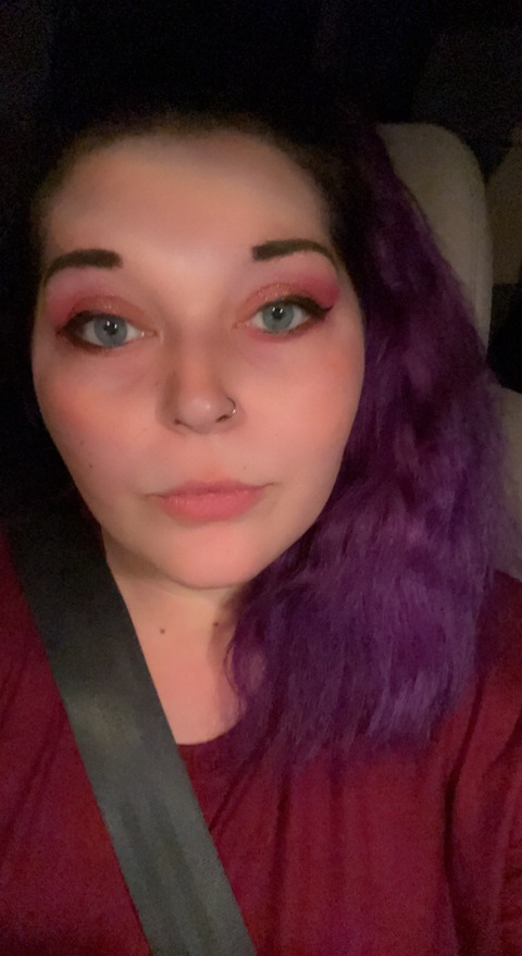 Tess 💜 @u196142213 cover picture