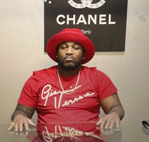 Chasebanks4hp @u213151159 cover picture