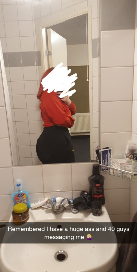 Laura @u21756961 cover picture