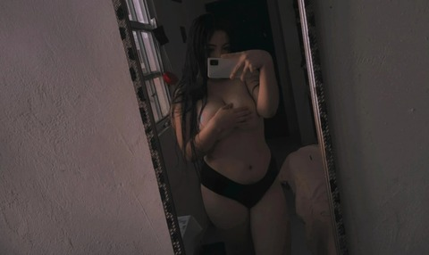 Cn Mely🍒 @u260960579 cover picture