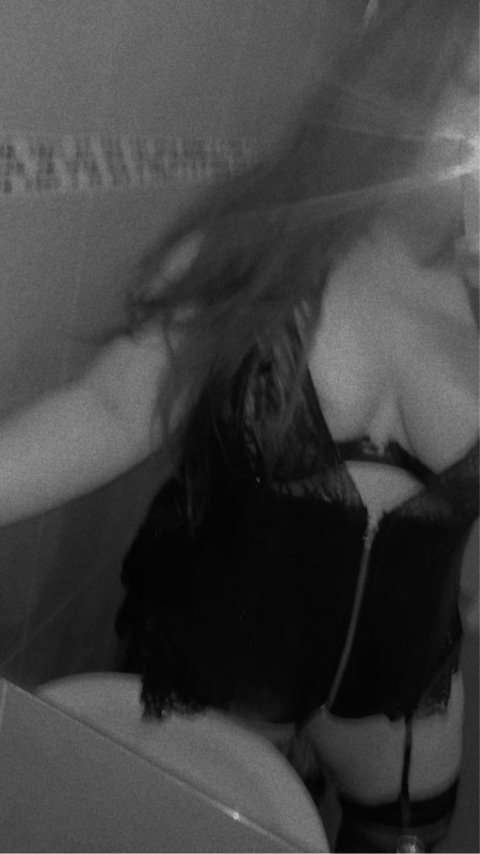 Yummy Mummy @u266181575 cover picture