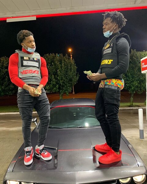 u352898 @u352898 cover picture