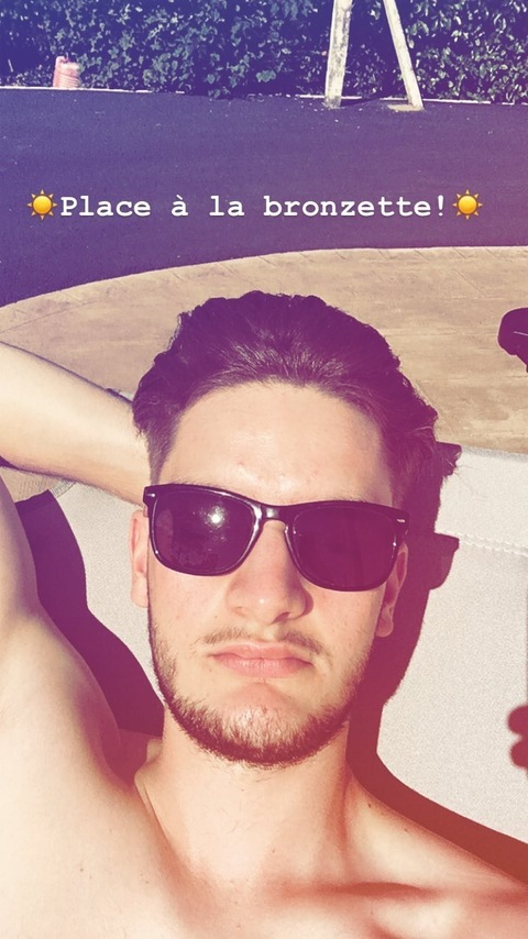 Amln_Toma @u46749448 cover picture