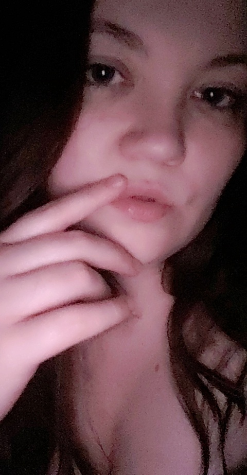 Victoria @u71136256 cover picture