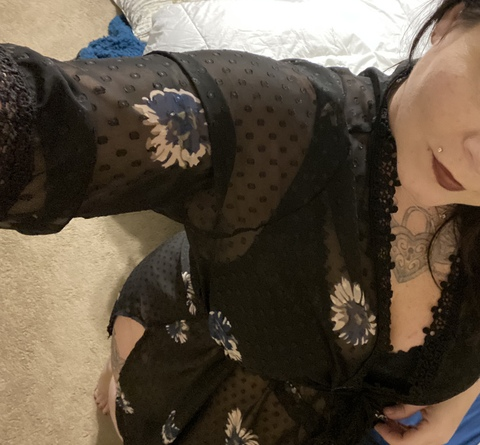 Kissingqueen @u96893192 cover picture