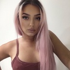 uhhdora Profile Picture