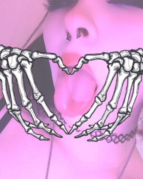 Star @urlonelystar666 cover picture