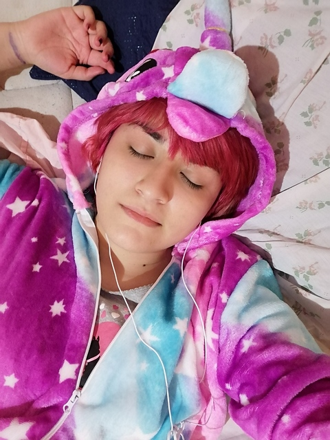 Valentina @valentina.21 cover picture