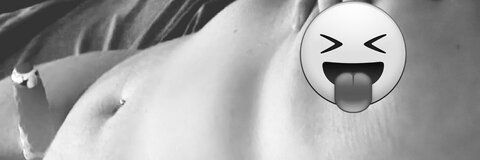 Wet Mommy 💦🍑🍒 @wet4dayz cover picture