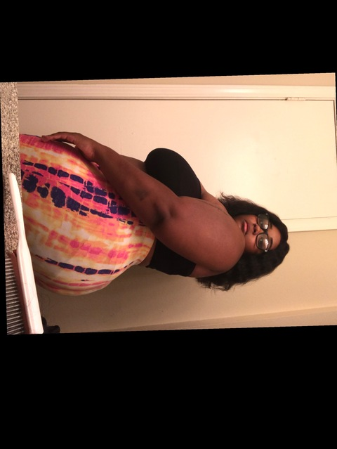 JuicyNene @xofantasyy cover picture