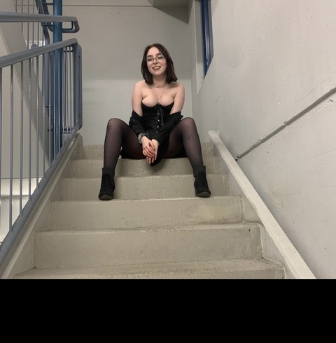 soph @xoxos0ph cover picture