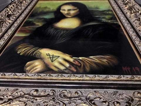 Melania Yaneva @yaneva cover picture